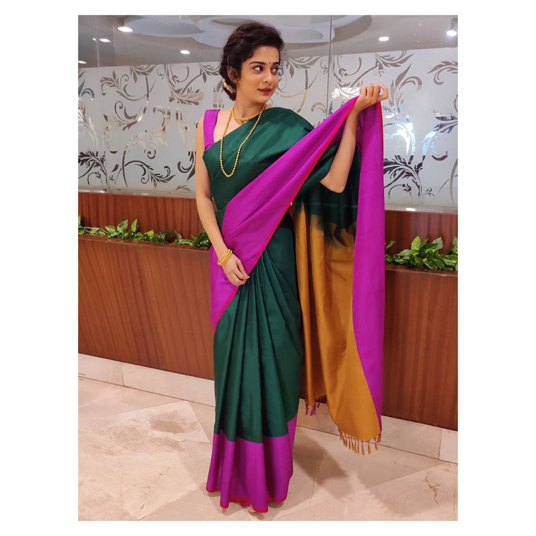 fillamwala's tweet photo. #mithilapalkar ❤
.
.
#mithilapalkafc #mithilapalkadebut #mithilapalkafever #mithilapalkahot #mithilapalkafan #marathi #marathimulagi #marathibana #marathipost #marathistatus #queenmarathi #marathicelebrity #marathicelebs #fillamwala https://t.co/ZCFhMzseJH