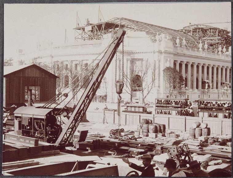 #MuseumMomentsMW Entre 1897 et 1900, un chantier titanesque se met en place pour s'atteler à la construction d'un fleuron de la modernité : le #GrandPalais ! Il sera inauguré le 14 avril 1900 à l'occasion de l'Exposition Universelle à Paris ! #MuseumWeek