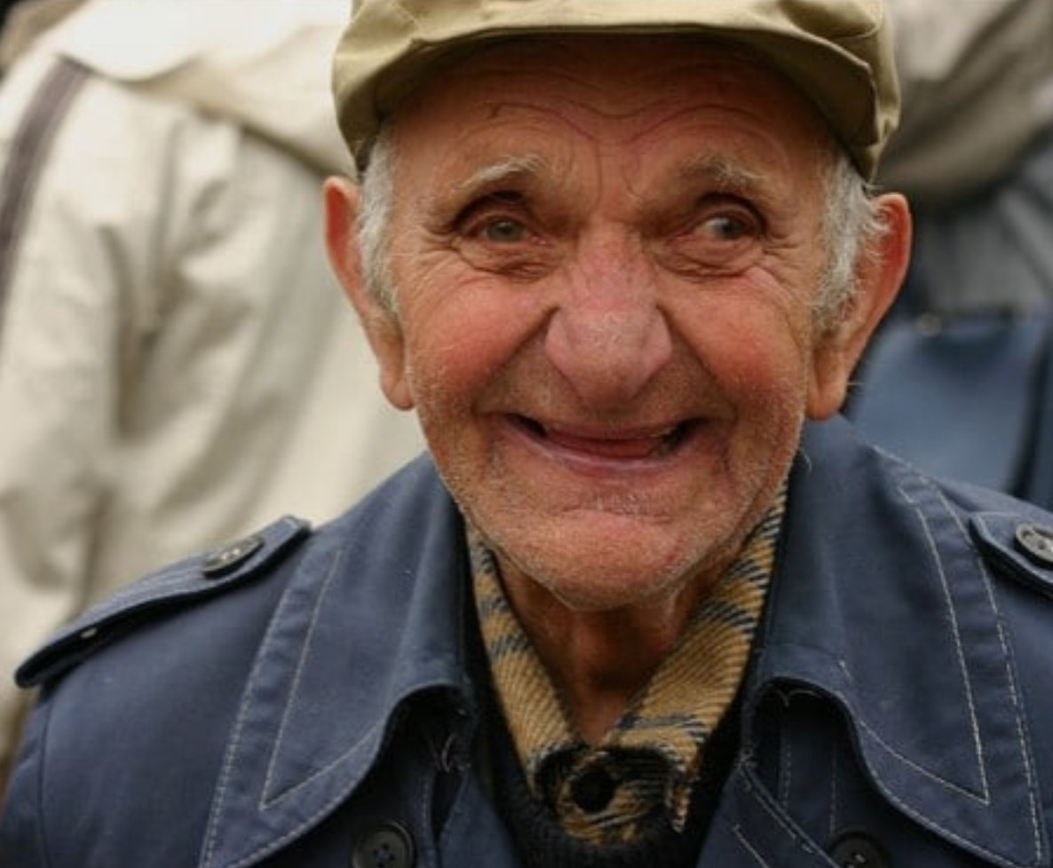 The triple, tri factor, hat-trick survivor story of a lifetime. Truly inspiring.

A 101 year old has just been released from isolation. This story is incredible.

jewishjournal.com/online/312950/…

#survivor #inspiring #happynews