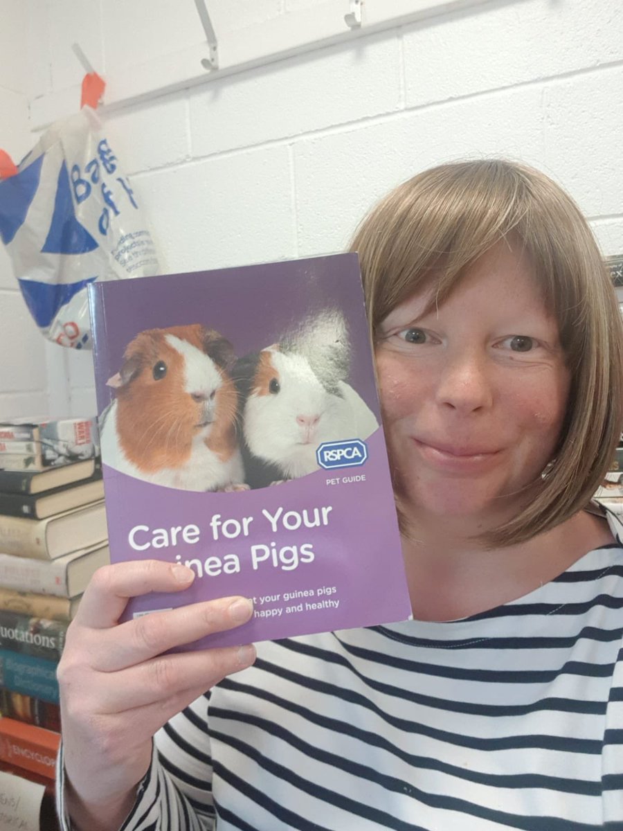 StenhousemuirFC's tweet photo. 📚VIRTUAL LIBRARY📚
Our away dressing room is a Virtual Library and is OPEN for our community🌈❤️
If you would like some FREE BOOKS call 01324 562992 and we will deal with your request
We will drop the books off to comply with social distancing measures
#OurCommunityYourClub https://t.co/eZPl60gyLk