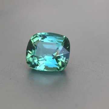 10月14日の誕生石 誕生花 星座 運勢 相性は 365日誕生日占い Plush