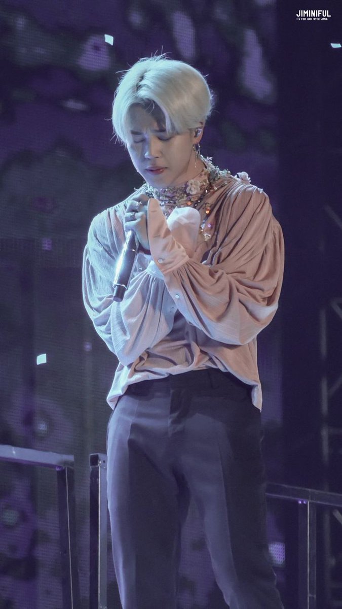 the way he expresses the lyrics snd conveys the emotions