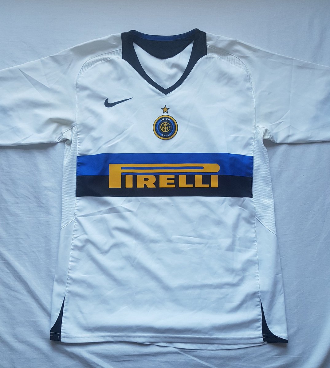 Day 50:Internazionale away, 2005/06.Despite finishing 3rd in Serie A that season, the Nerazzuri were awarded the title after first place Juventus and second place AC Milan were caught up in a match-fixing scandal. They all count. 9/10. @homeshirts1  @TheKitmanUK