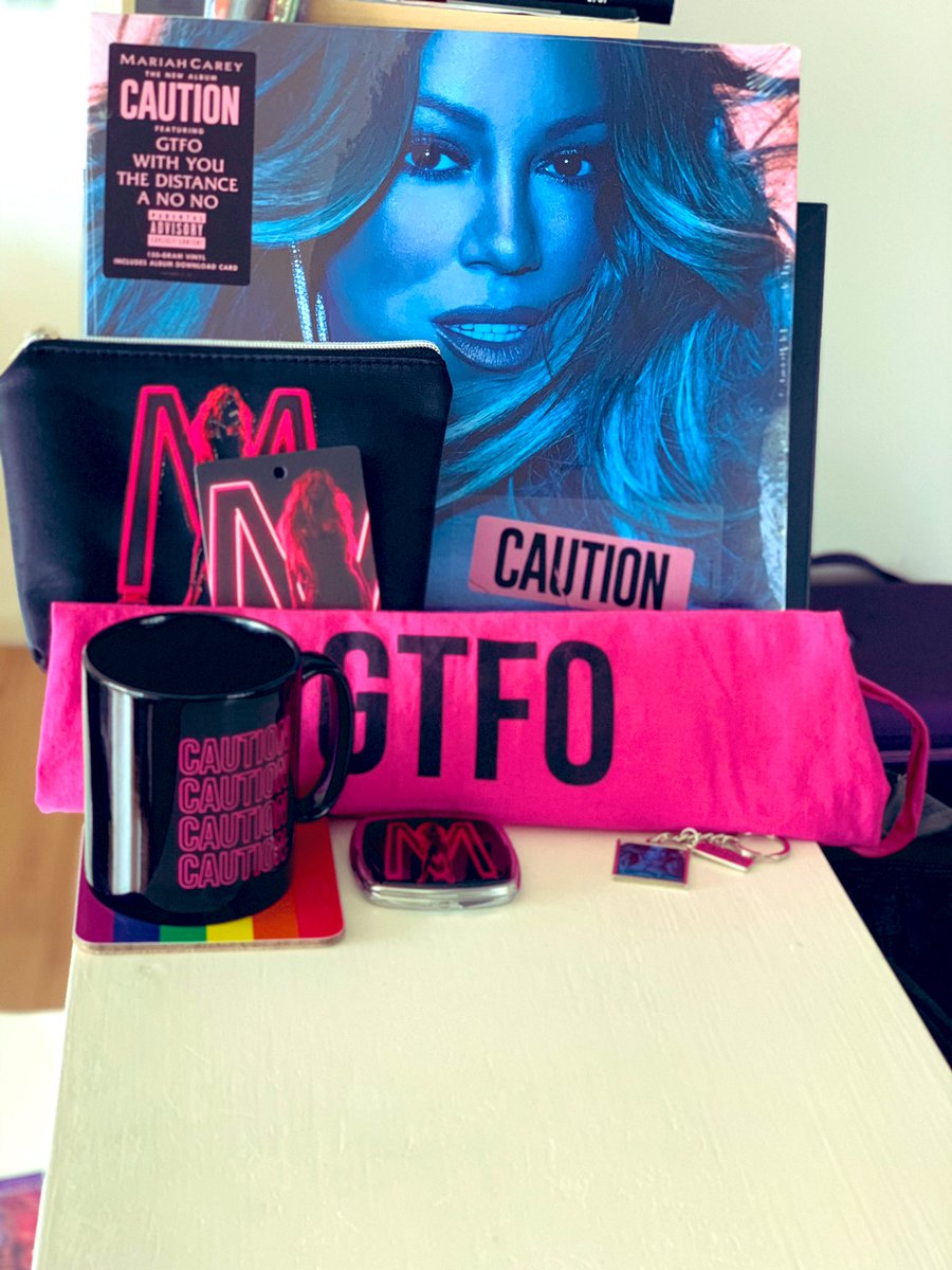 RyanSweeney2812's tweet photo. I have been obsessed with this album since it came out finally itβs going to get justice!! #justiceforCAUTION #Caution #mariahcarey #MC #GTFO #WithYou #Caution #ANoNo #TheDistance #GivingMeLife #OneMoGen #8thGrade #StayLongLoveYou #Portrait ππ¦π @MariahCarey https://t.co/zNIb1BIRHp