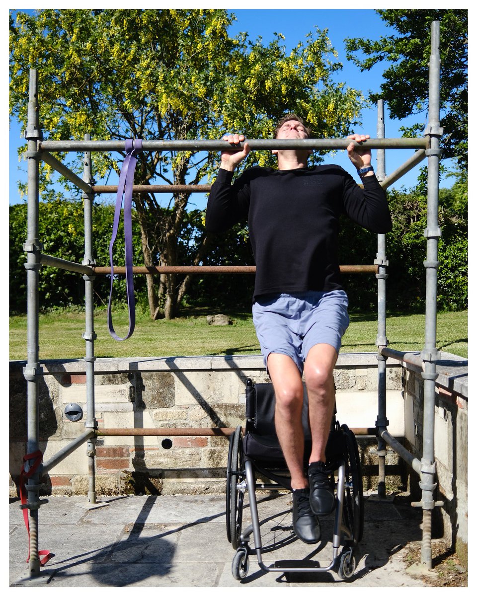 PeteReed's tweet photo. Years of Royal Navy &amp; rowing training, months of paralysis rehab, weeks of COVID isolation and a few days of chins have taught me that you should seek out challenge and change. Don’t fear them.
•
#NotLyingDown #Onwards #Challenge https://t.co/YykAUd1NDV