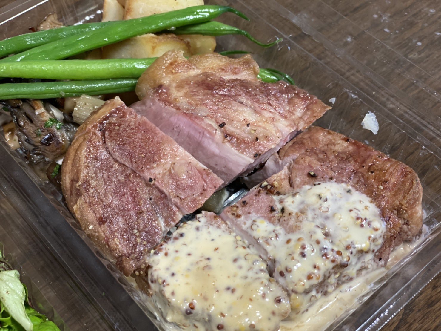 オクラホマ河野 カジュアルフレンチ ラ サラマンドル すっごい美味しいんです オンライン飲み会の時などにも 良さそう オンライン飲み会 僕はまだやったことないけど 札幌テイクアウト T Co 5jwivcctaj T Co