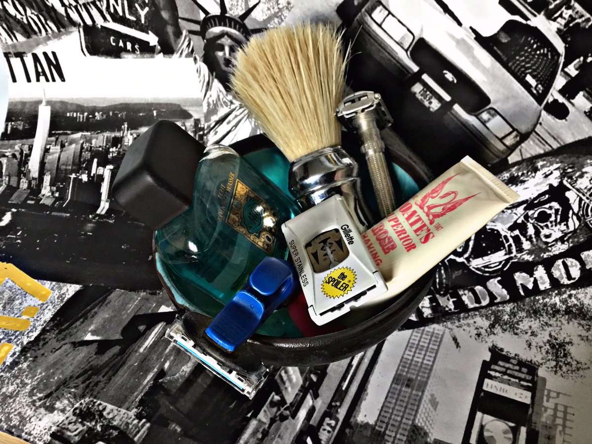 #shaveoftheday @Headblade_UK @HeadBlade @Gillette #slimadjustable @OmegaBrush @Allwetshavers #headshave #boarbrush @GilesShavingCo