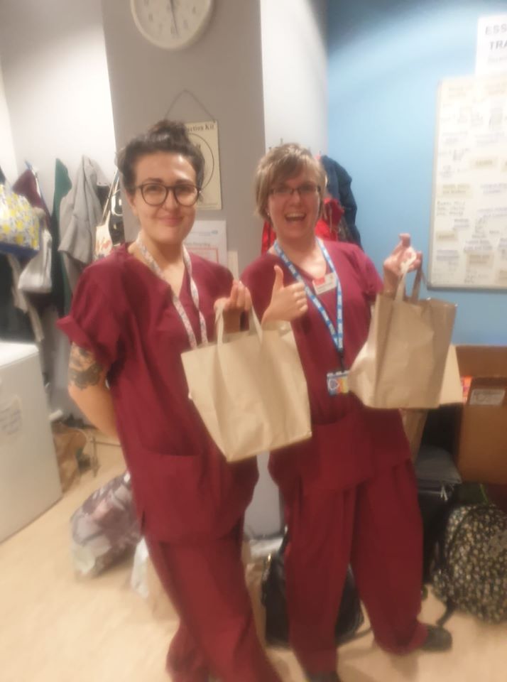rundraise's tweet photo. Food package number 2 delivered to Bristol Royal Infirmary this morning :)  Keep up the good work and stay safe!  

Thank to those who entered our Jurassic Park run so far, £10 from every medal is supporting #NHSheroes

https://t.co/4YYVbbkyU3

#protecthenhs #NHSCovidHeroes https://t.co/Vl5I65rpLu
