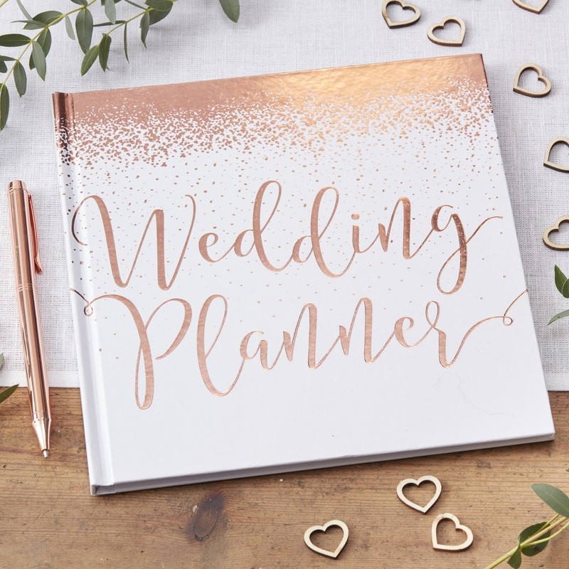 One thing's for sure - this lockdown's given many of us a lot more time for wedding planning!

What are your top wedding-planning tips for fellow brides-to-be? ❤️

#weddingplanning #silverlinings #letsgetorganised