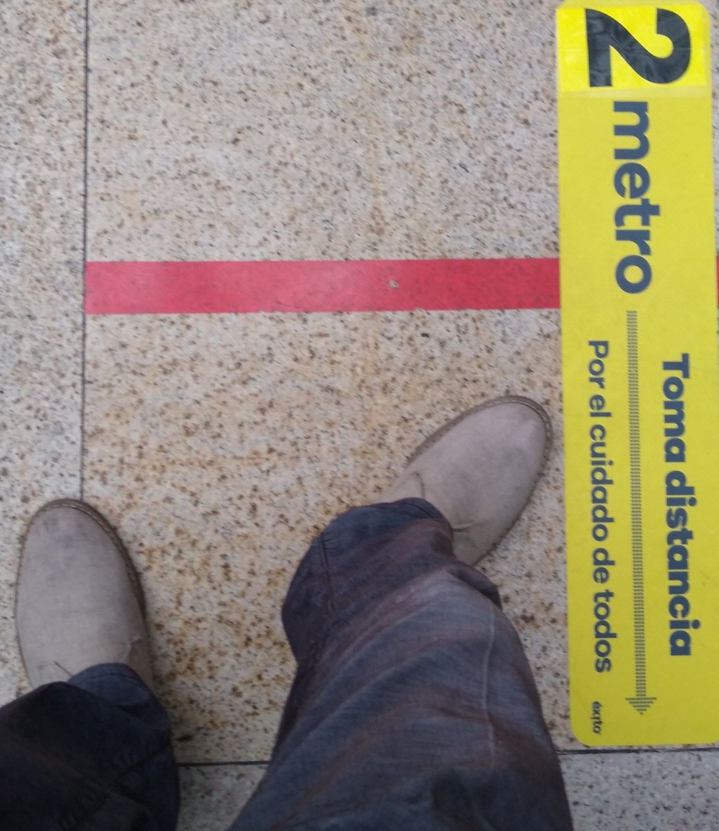 luisbrochero_'s tweet photo. A dos metros de ti https://t.co/IBpZu56fqH