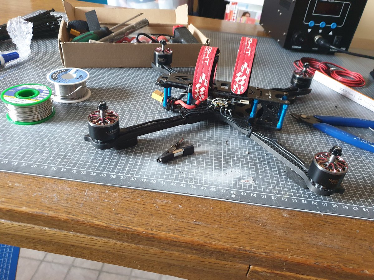 ArtofMoe's tweet photo. some repairing and resoldering...
#fpv #diy #quadcopter #drone https://t.co/xugiCppy6v