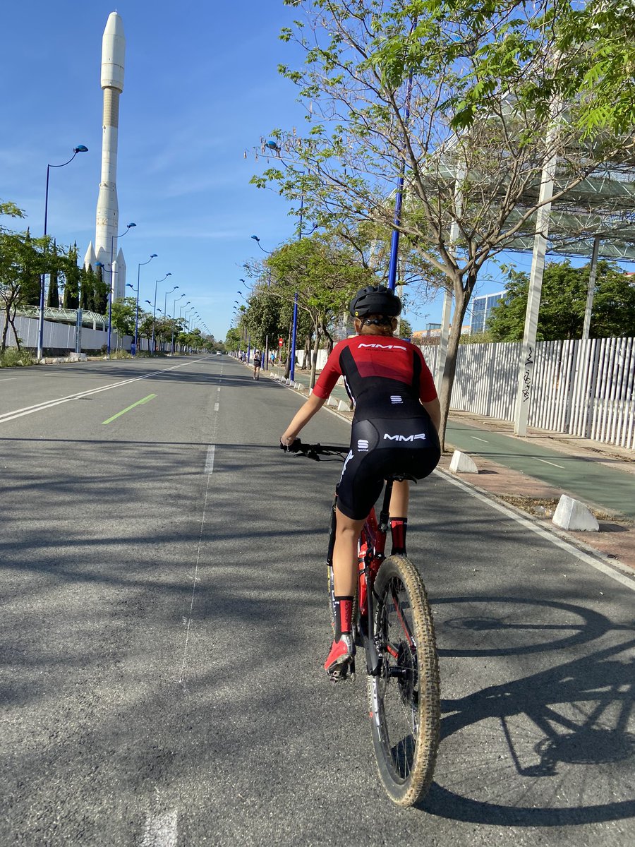 luciiamacho's tweet photo. Volviendo a disfrutar🥰🤩
#mmrdevoteam #youngguns https://t.co/WCw3Hyd1jm