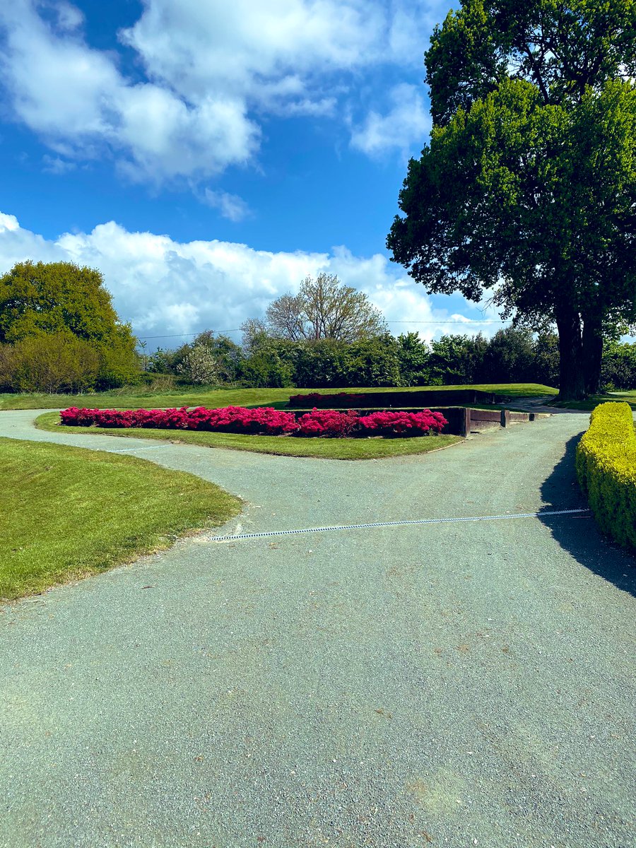 ianwalley's tweet photo. So today should have been our first major of the season @Kedleston_Park Unfortunately things were a lot quieter than normal but the course looking in great shape! Canโt wait for our return! โณ๏ธ๐ช๐ค#firsthole #tenthhole #springcup https://t.co/eBtWodo5Mp