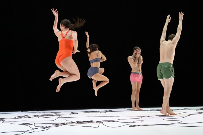 twitijele's tweet image. There&apos;s some really tainted dancing going on in Ephemeral Life of an Octopus by Léa Tirabasso. Like toddlers goofing around in Dante’s Inferno, where everything is a glitch, and they sing Henry Lee. via @AerowavesEurope #SpringForward20