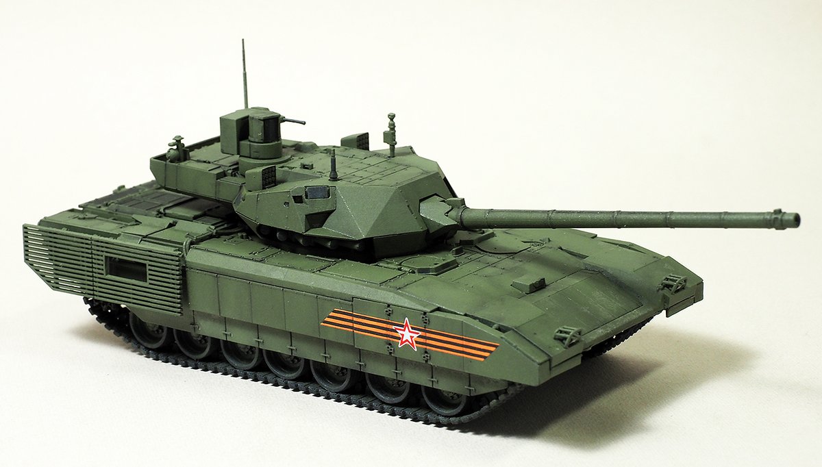 黒川健史 T 14アルマータ戦車 ズベズダ1 72 を作りました 先日載せた写真は背景が汚かったので 今回は基本塗装にスミ入れだけの簡単な仕上げにしました