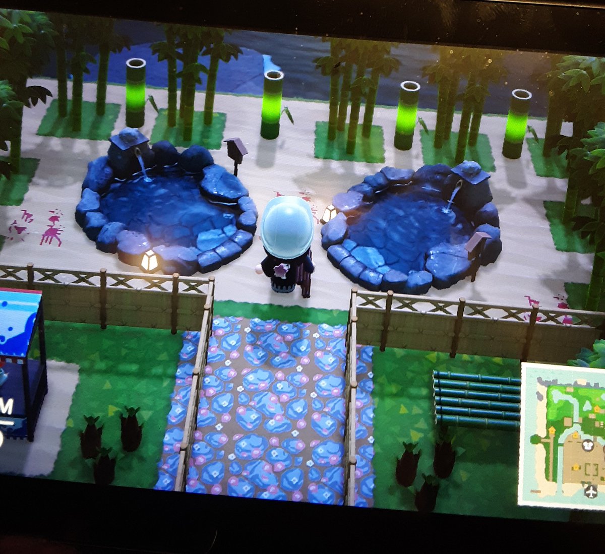 pocketmika's tweet photo. I made a murder scene onsen in New Horizons. I also now have a murder scene garden. My island is coming along slowly but I am starting to like it. 
#NewHorizons https://t.co/BOl3hfylXy