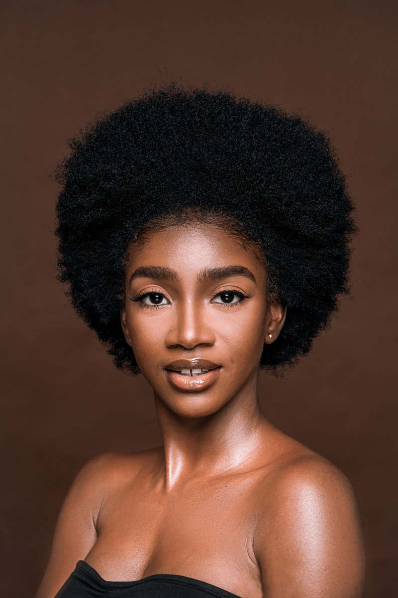 FlashedBySanele's tweet photo. Participating in a #Retouching challenge by #WaleVisuals a#GuguruStudios.
Sooooooo these are my #BeforeandAfter edits.
#COVID__19 #StayAtHome #Lockdownlevel4 #AbutiKamera #FlashedBySanele #SkinRetouching https://t.co/EMv2ZBkOj8