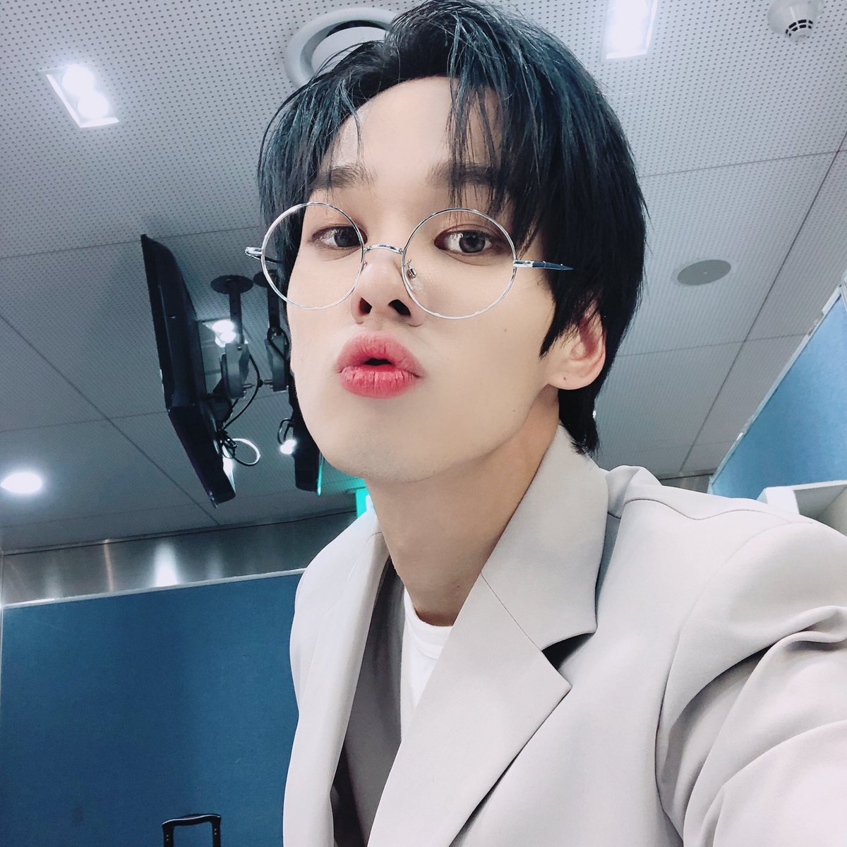 imfact_twt's tweet photo. #웅재 #마지막까지 #많이 #응원해줘 https://t.co/tGwQ4iicEa