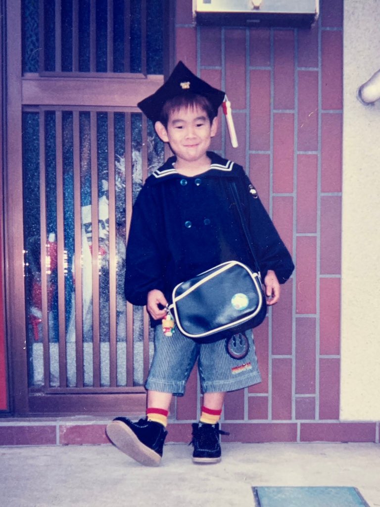 5msy2's tweet photo. 今日で26歳になりました👏
毎年毎年沢山の方々に祝って頂き、
ありがたいなー。と思う1日です。
そして今はこんな状況ですが、
家の中で少しでも楽しみを見つけて
乗り越えていきましょう👍
僕の最近の楽しみは
@ore825 さんの料理を作る事なんですが
偶然誕生日が一緒でした😂
これも何かの縁ですね👨‍🍳 https://t.co/FN2IJERE5E
