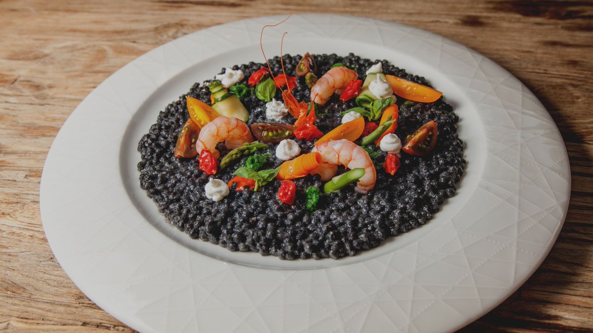 SardiniaHotelIT's tweet photo. La #pasta più conosciuta in #Sardegna è forse lei: Sua Maestà la #Fregula. Scopritela e imparate a cucinarla grazie alle dritte del nostro #Chef Daniele Sechi:

https://t.co/zQA9TDVMRu

#fregola #ricette #foodlover #primipiatti https://t.co/LfZvHQkgtg