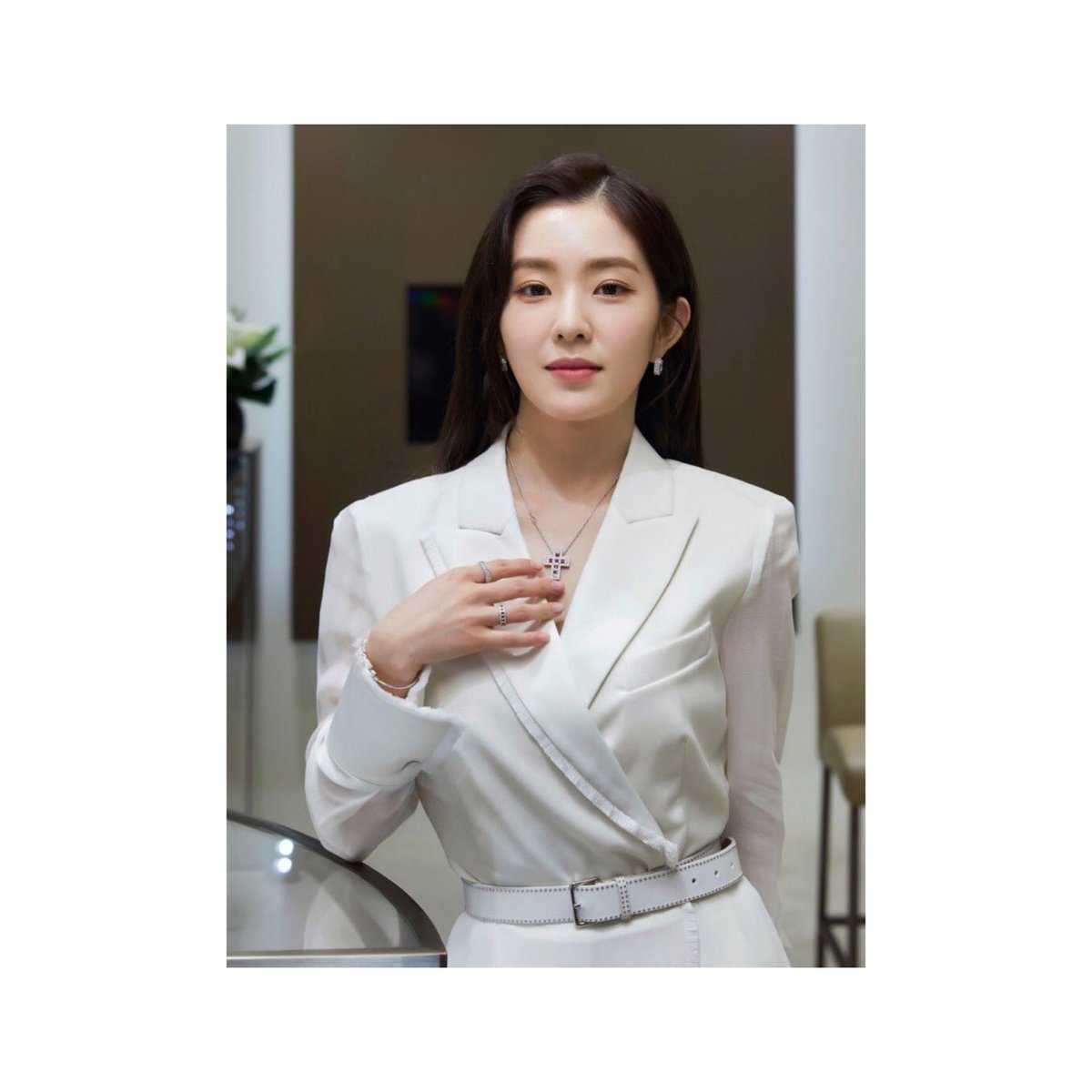 anthophilovs's tweet photo. I want to thank @sonnuit for allowing me to be his plus one for the launch of #SNMLLAUNCH. Congratulations, @hveiu ! https://t.co/MMWbiri1Rk
