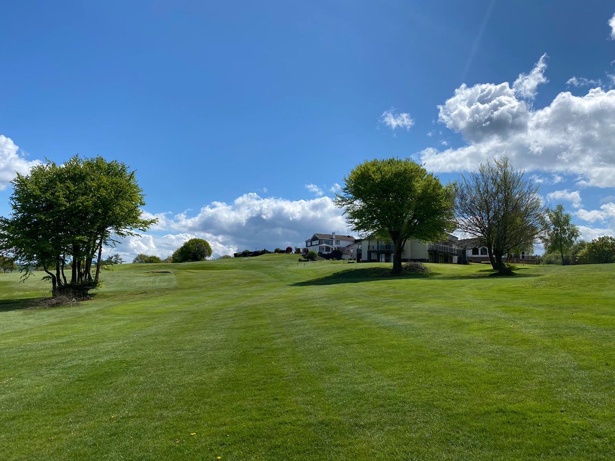 BrynMeadows's tweet image. The golf course has really benefitted from all the recent sunshine ☀️ ⛳️