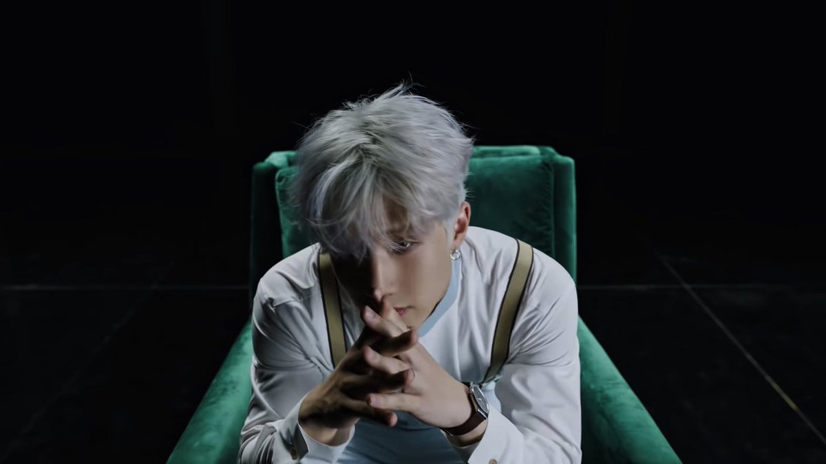 astroesthetic's tweet photo. white hair jinjin is so powerful
#아스트로 #ASTRO #GATEWAY #Knock #널찾아가 https://t.co/bvuJHzqgMi