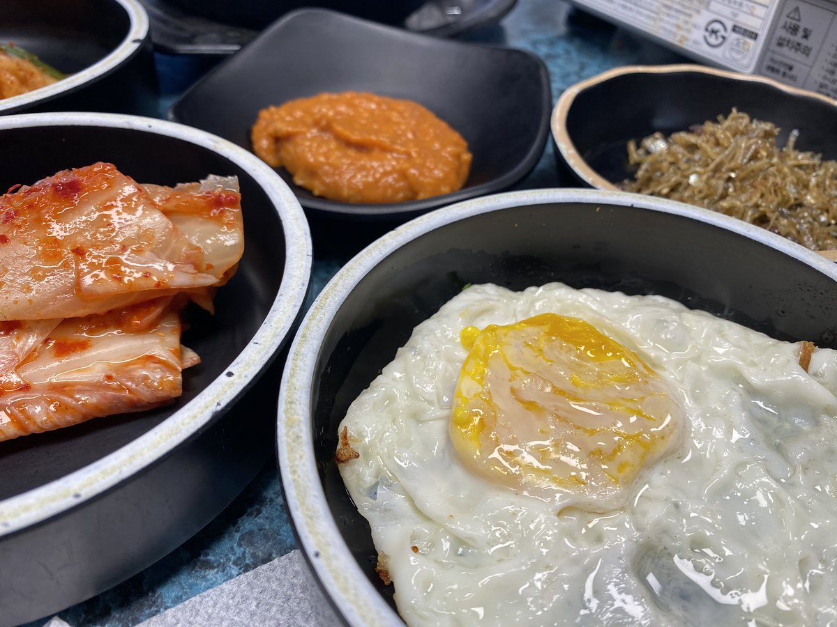 annakim0531's tweet photo. The menu is so delicious and I still remember @ItalianARMY_BTS Angela and @ColetteBalmain Dr. Balmain had a great time here when they visited Seoul to participate in #BTSInsightForum.
Hope we can meet many I-atmys again and have this delicious food together, soon. https://t.co/9dxjtFRsVl