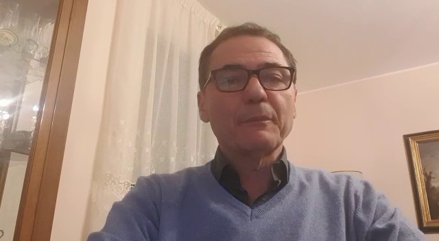 Federmanager's tweet photo. #Cardoni: Occorre un piano strutturato per le infrastrutture fisiche e virtuali per dare immediata occupazione, affidando le chiavi della gestione a bravi manager lasciando la politica fuori dalla stanza dei bottoni per non ripetere gli errori del passato #MaratonaManager https://t.co/g4uqwjiMUA