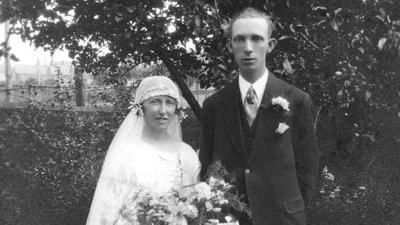 Interested in starting your own family history research from home? 
Read Part 2 of our weekly blog, Guide to Beginning Your Family History, by Poole Museums’ Local History Librarian. poolemuseum.org.uk/museum-from-ho…

#MuseumFromHome 
<a href="/BCPCouncil/">BCP Council</a> <a href="/lovepooleuk/">Love Poole</a> <a href="/WessexMuseums/">Wessex Museums</a>