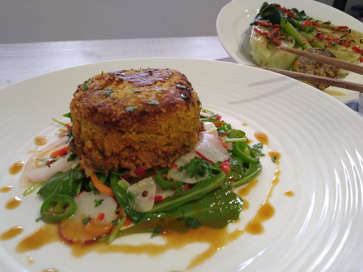 FishforThought1's tweet photo. Chef @stuart0787 Our Head Development Chef in our @DevFft has developed these Asian style Cornish crab cakes and they are flying out.... Like hot (crab) cakes you might say. https://t.co/quH8RQIqrm