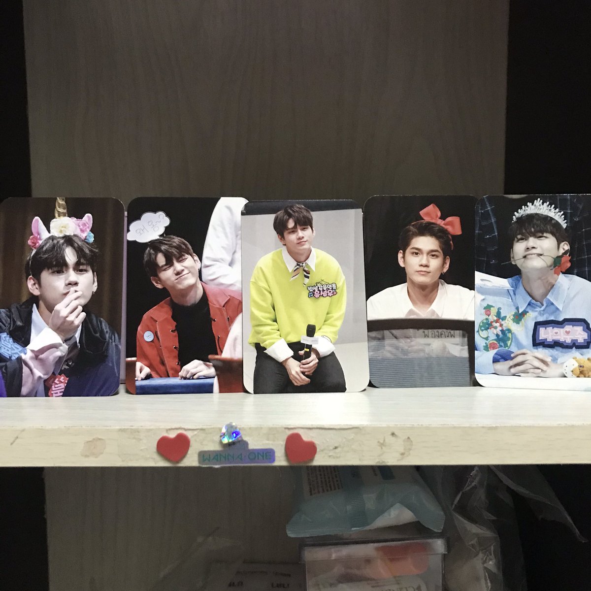 wannabledav's tweet photo. สองเซต 150 ส่งฟรีลงทะเบียน 

ทุกออเดอร์มีของแถมทุกชิ้นค่ะ💛🤪

 #ตลาดนัดWANNAONE #ซองอู https://t.co/1hqigZr16L