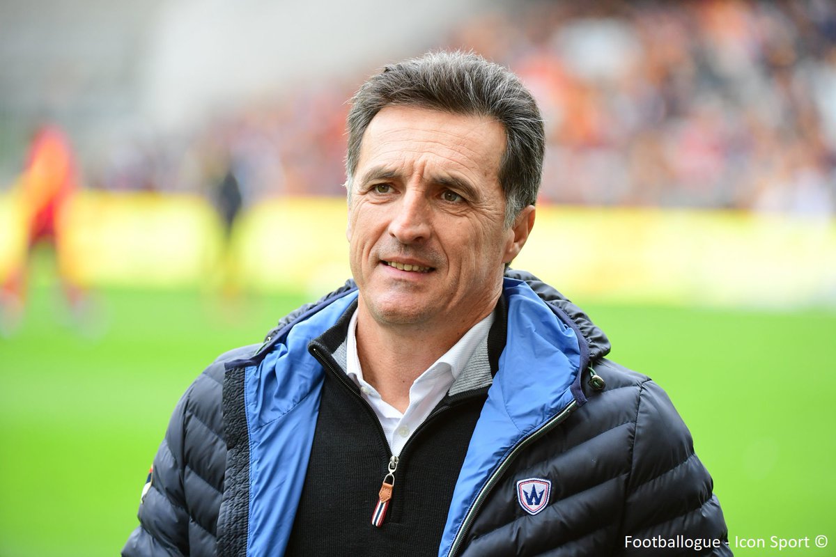 Footballogue's tweet photo. [#L2🇫🇷] Christophe Pélissier, un entraîneur sous-côté ? 🤔

2⃣0⃣1⃣4⃣ : fait monter Luzenac en L2 pour la 1ère fois de son histoire (invalidé à cause de problèmes juridiques)

2⃣0⃣1⃣7⃣ : fait monter Amiens en L1 pour la 1ère fois

2⃣0⃣2⃣0⃣ : champion de L2 avec Lorient https://t.co/FyUL4vd4ez