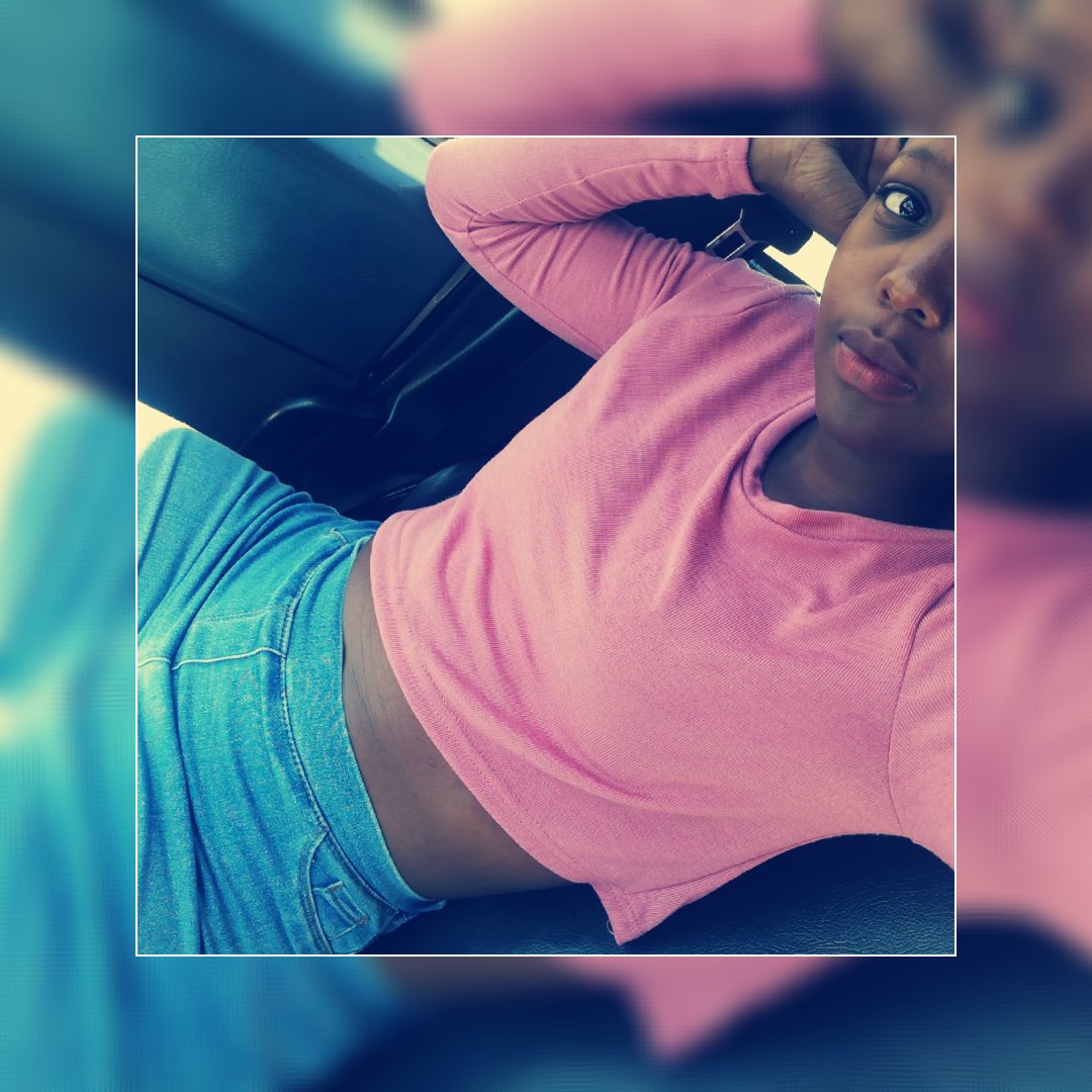 LV_Babyface's tweet photo. Mashanyela at her best. Before work 😉👌⚒ #farmgal https://t.co/V7H8LGTCh5