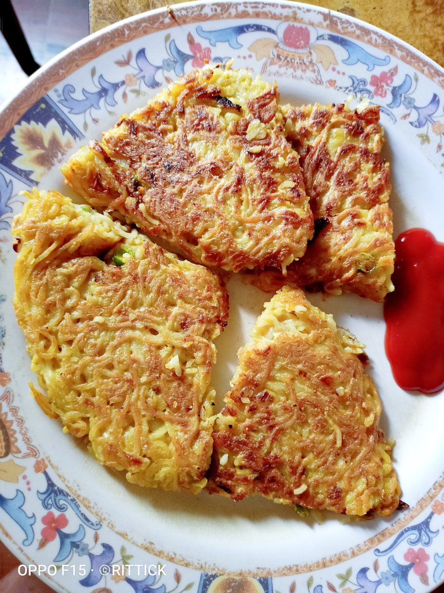 Rittick24's tweet image. Egg-Omellete ~ A Very Quick, Unique &amp;amp; tasty Dish

#EatEggsForImmunityChallenge @eggsforimmunity

Join
@Aka5hKr
@Zaaid08
@gouravlz
@avii4ever
@imPalak18
@chilled_sup
@wasimkh00
@mysterioussu
@Aaravsingh28
@MohanGayatri
@snow_man_14
@Smiley_Bharati
@Rebel_diaries_1
@JainShantilal12