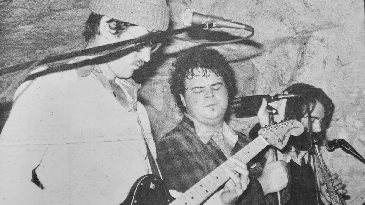 Pere Ubu playing Chislehurst Caves in Nov 78. Photo by Denis O'Regan <a href="/ubuprojex/">Pere Ubu Official</a>