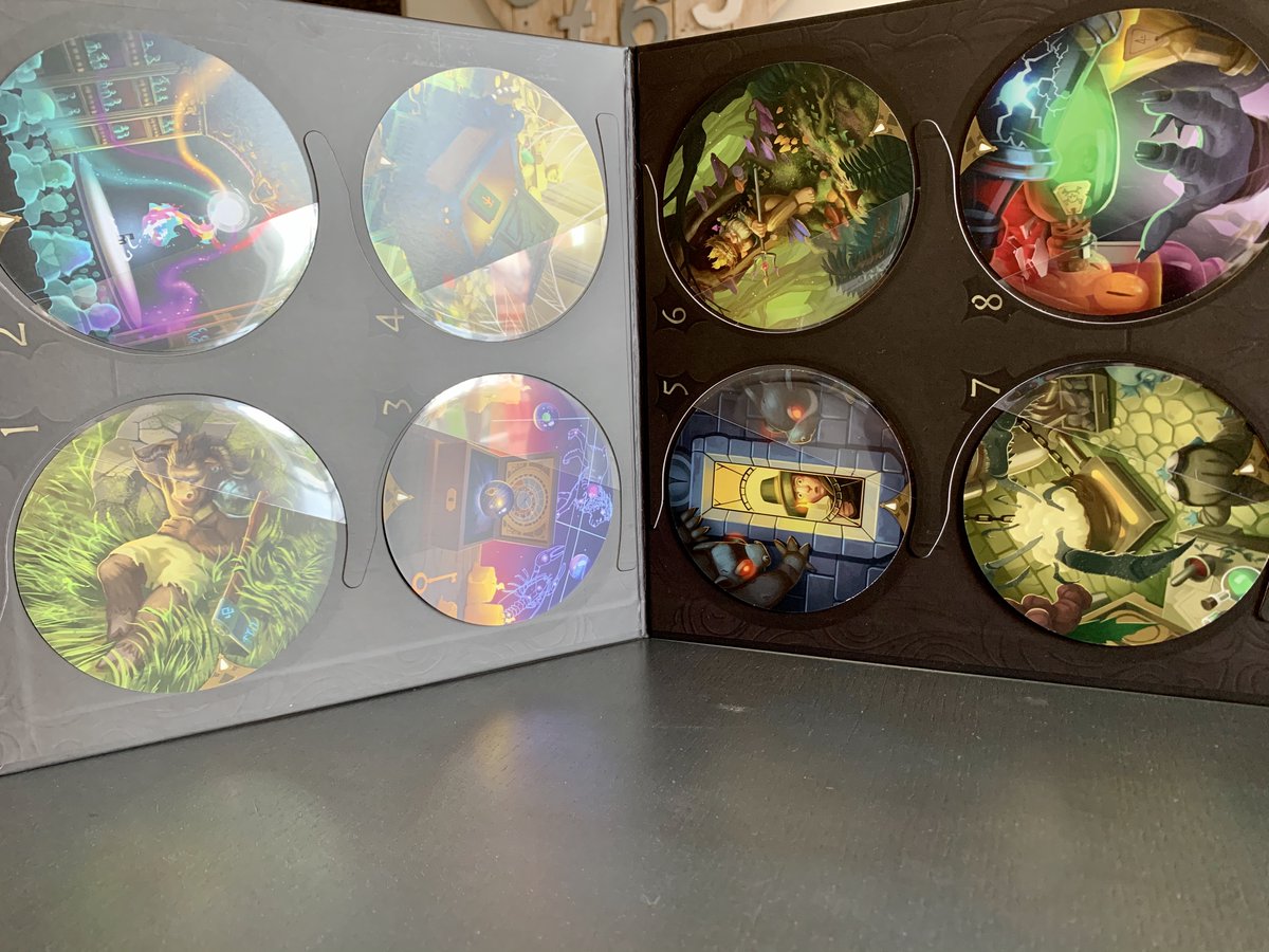 NikoOika's tweet photo. Et si on se laissait emporter par un jeu exceptionnel ? Un jeu mêlant réflexion, stratégie, cohésion, traîtrise ! Un matériel juste superbe, une mécanique simple, des illustrations sublimes et pourtant... #maoikafamily https://t.co/17CcFEgZhc https://t.co/1kHHbNEjrd