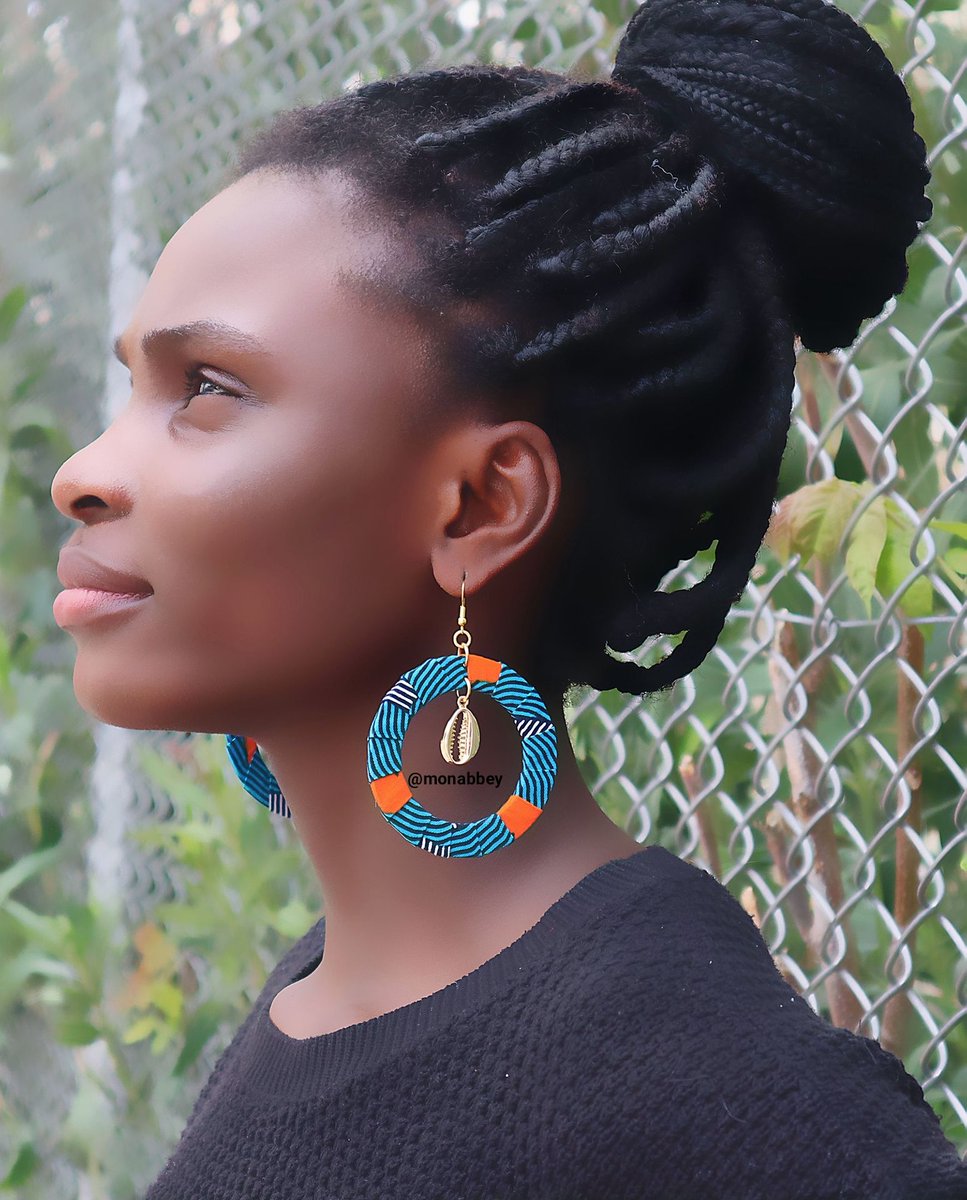 Monabbey2012's tweet photo. | Penda Earrings| These earrings are made with African fabric and adorned with cowrie shells.#statementjewelry #handmadejewelry #earrings #bijouxafricains #hoopearrings #bouclesdoreilles #africanjewelry #ankarafashion #africanfashion #jewelrydesigner #monabbey #africanfabric https://t.co/kHY3XZpBHt