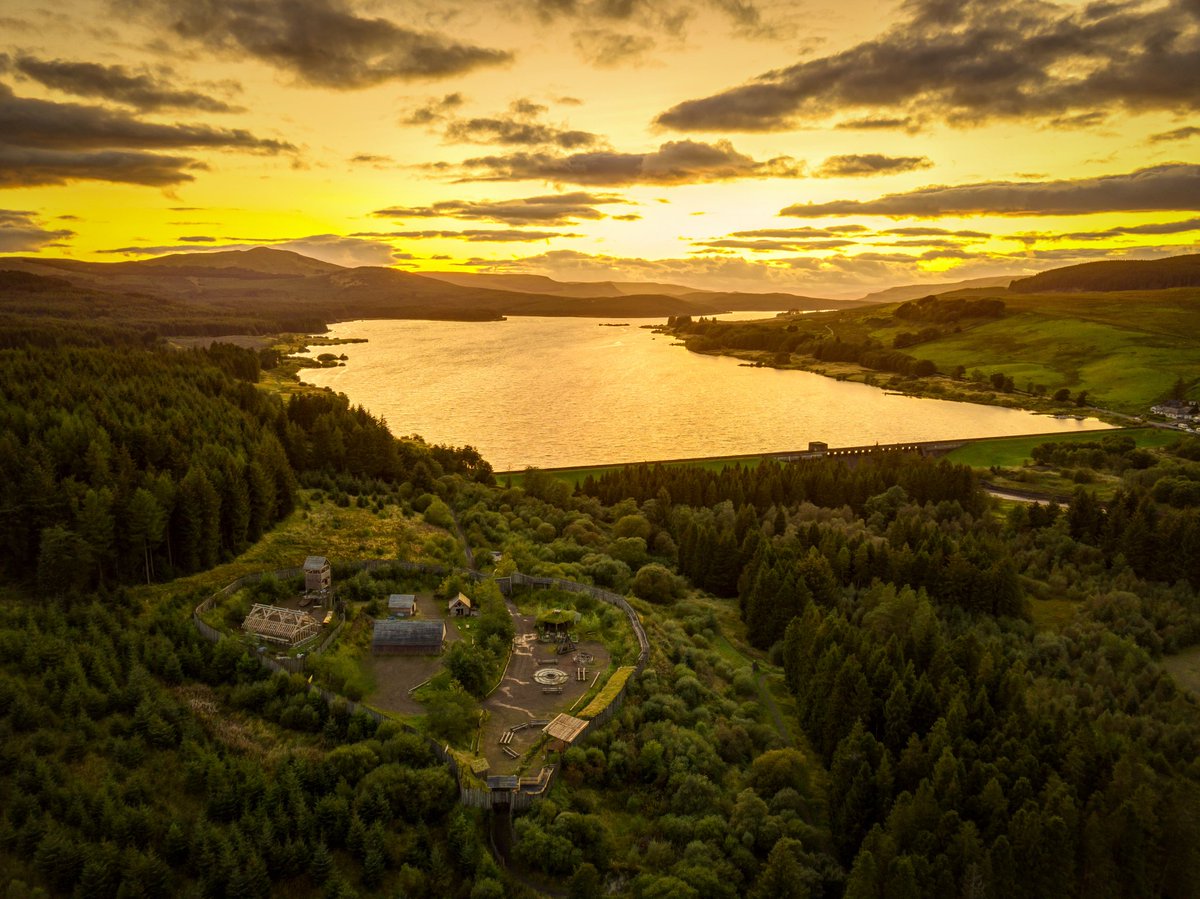 Scotdrone (@scotdrone) on Twitter photo Some of my favourite pictures I've taken of <a href="/duncarronfort/">Duncarron Fort</a> at Carron Valley over the years 😁🏴- amazing to see the progress they've made. Like many charities their funding has dried up. To help them keep going with their work you can donate via:
crowdfunder.co.uk/education-thro… Some of my favourite pictures I've taken of <a href="/duncarronfort/">Duncarron Fort</a> at Carron Valley over the years 😁🏴- amazing to see the progress they've made. Like many charities their funding has dried up. To help them keep going with their work you can donate via:
crowdfunder.co.uk/education-thro…