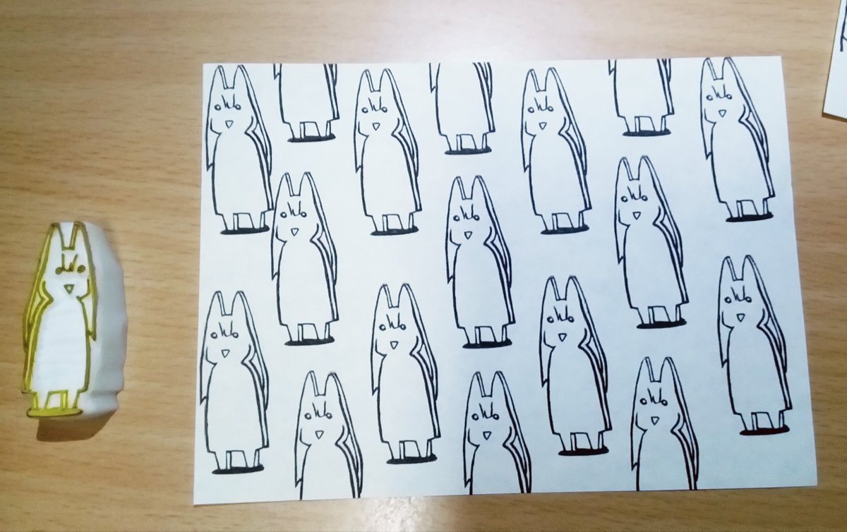 門脇さんの盾。
#へんたつ
#消しゴムはんこ 