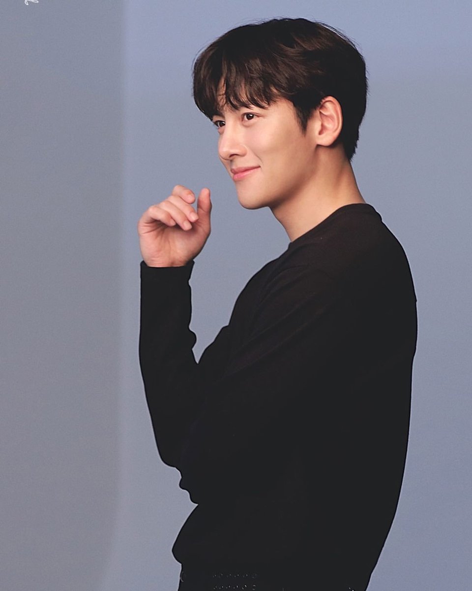 JCWJpSupporters's tweet photo. 장애인식캠페인 촬영현장 비하인드😍
#howyouseeme 
#장애인식개선캠페인
출처 : 글로리어스ent 포스트
-

#지창욱 #JICHANGWOOK 
#チチャンウク https://t.co/LP7i2iANvP