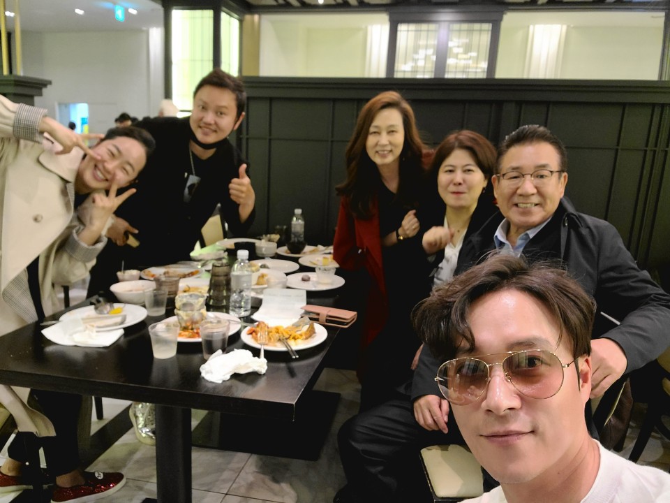 김민교 tweet media