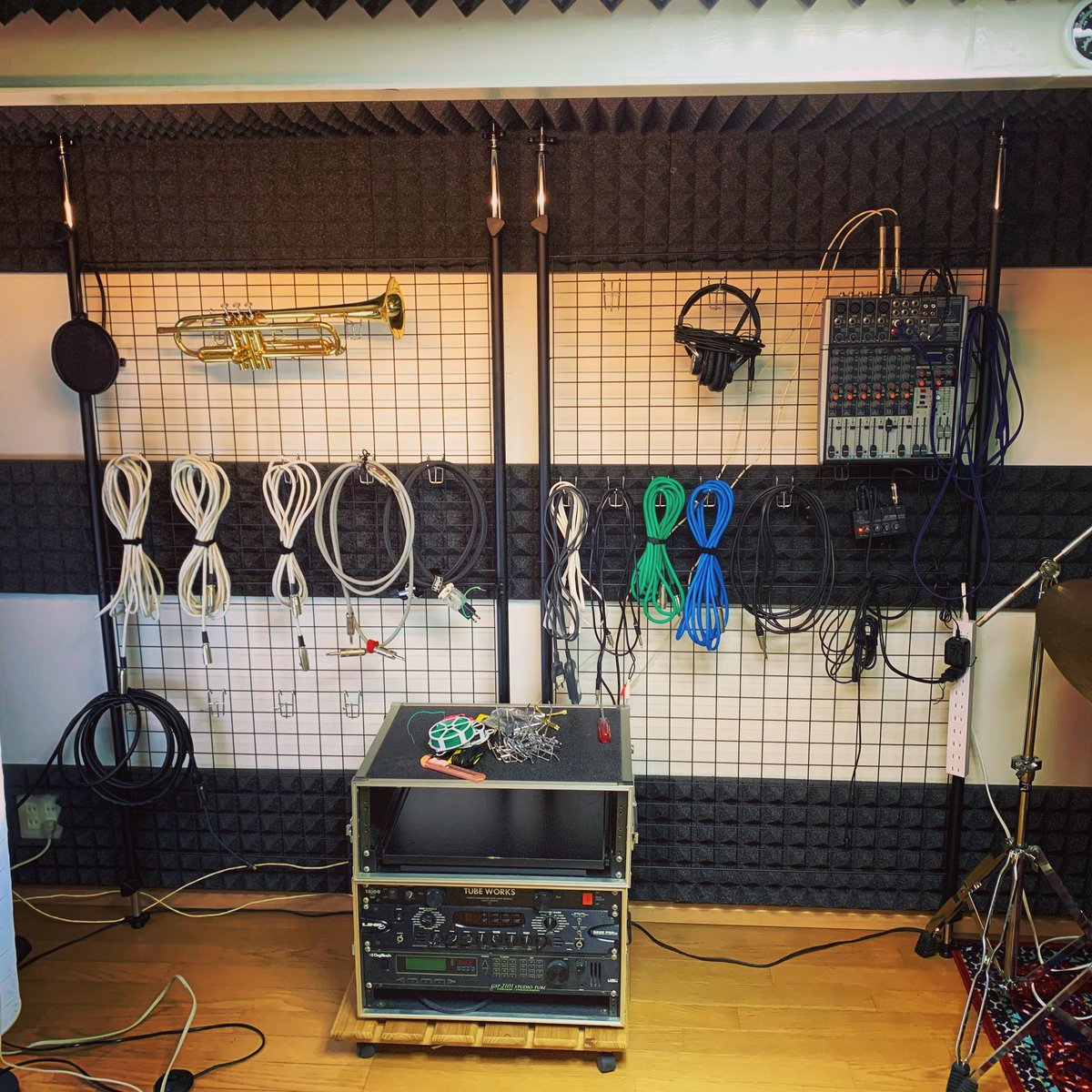 TORAUMAofficial's tweet image. #服部管楽器 風トランペットディスプレイしてみた。
#トラウマ #torauma #okayama #岡山バンド #kidsband #岡山 #岡山大好き #トランペット