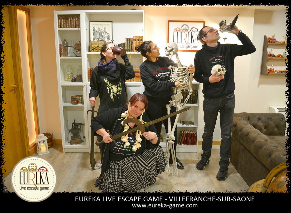 Lors de notre voyage en 923 pour récupérer une prophétie, nous avons du louper celle sur ce satané virus qui nous confine et tue bien trop de gens, mais nous en avons ramenée une autre qui vous aura sauver sans même que vous le saviez !serial-escapers.com/rooms/246 

Merci <a href="/EurekaGame/">Eureka</a>