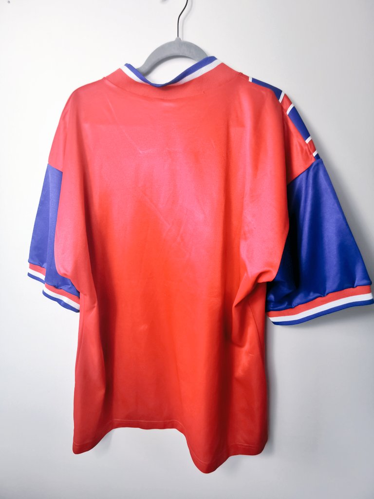 niclasico's tweet photo. 1993-95 Bayern Munich Home Shirt - Size XL https://t.co/QPXOgCfHxe https://t.co/1dSUaqQ7iL