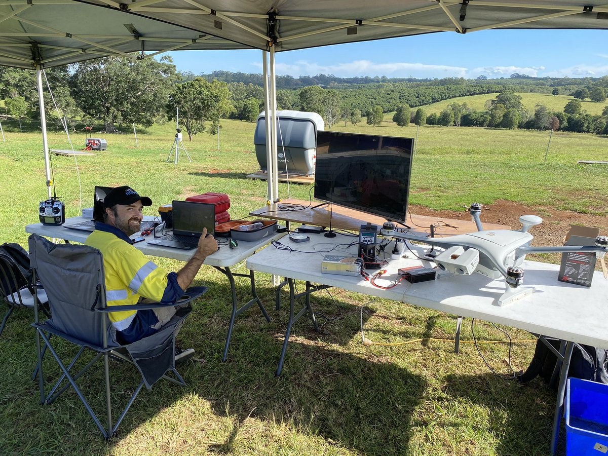 Hoveruav's tweet photo. The @Hoveruav team honing their skills on the @PerceptoDrones autonomous drone in a box system.                                            

#hoveruav #perceptodrones #autonomous #droneinabox #thermal #inspections #autonomy https://t.co/wBThnbMyTv