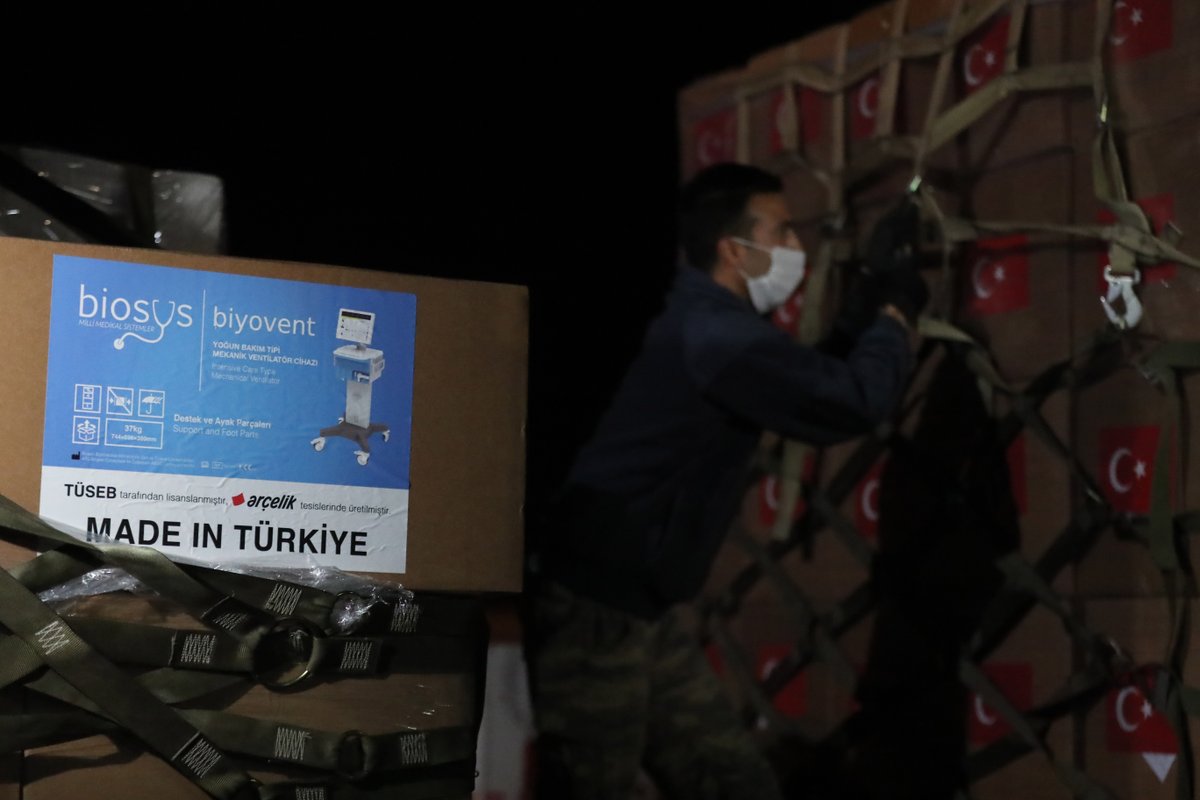 #MilliTeknolojiHamlesi ile geliştirdiğimiz solunum cihazları Somalili kardeşlerimize nefes olacak. Medeniyet imkân değil, vicdan meselesidir. Milletimizin imkânları da vicdanı da mazlum ve muhtaçların yanındadır. 

Aziz Milletim, senin kalbinde merhamet adlı bir çınar vardır!