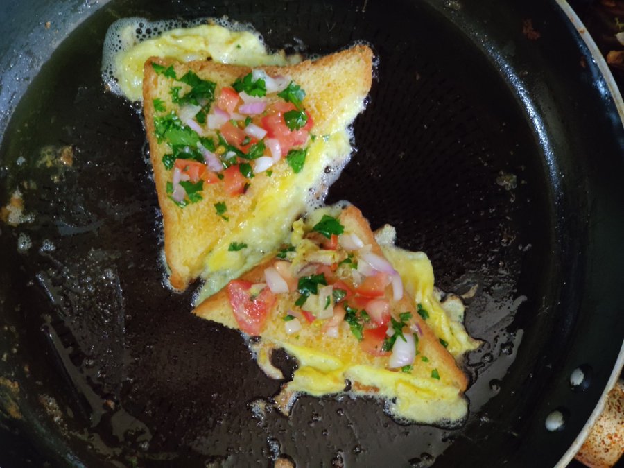 Siddh36's tweet image. HERE IS MY RECIPI😋😋💖💖

#ContestAlert #HaveEggsForImmunity #Contest #EggsForImmunity

Join💞💞
@Pareek197 
@HariBikamsara 
@Smiley_Bharati 
@Navyavegi 
@cool_bindra 
@Rekha_i_am 
@jiwani_shagufa1 
@KDivya18740584
@EktaPat22226716 
@cool_bindra 
@shimmer_sneha 
@Ramhari97