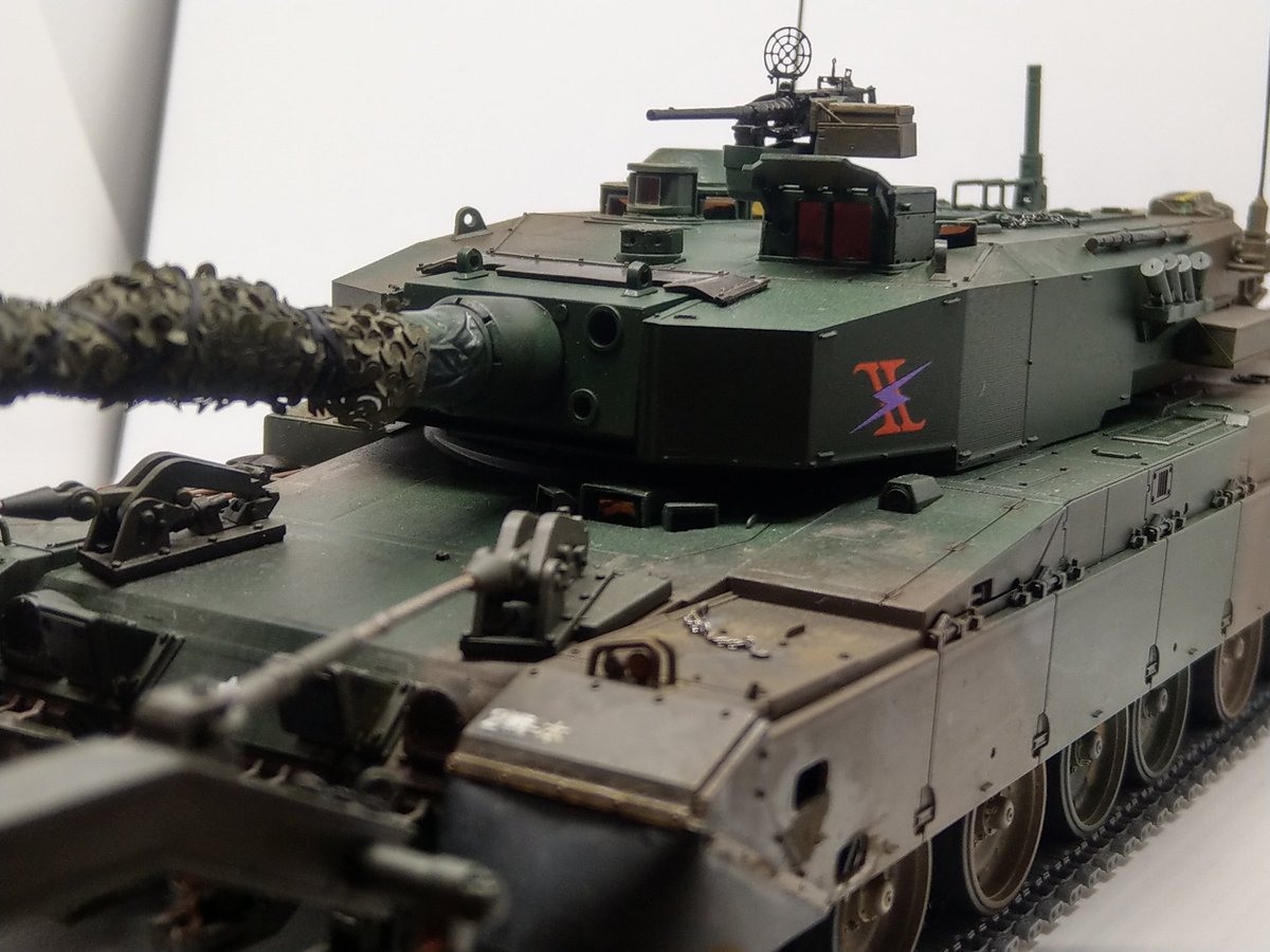 takacchi1729's tweet image. 時間がかかったもののとうとう完成❗
長かったなーーー
ディスプレイをどうするか
ディオラマ台座まで手をかけるか検討中😀
#90戦車
#タミヤ模型
#TETRAMODEL
#twilightmodel
#ラウペンモデル