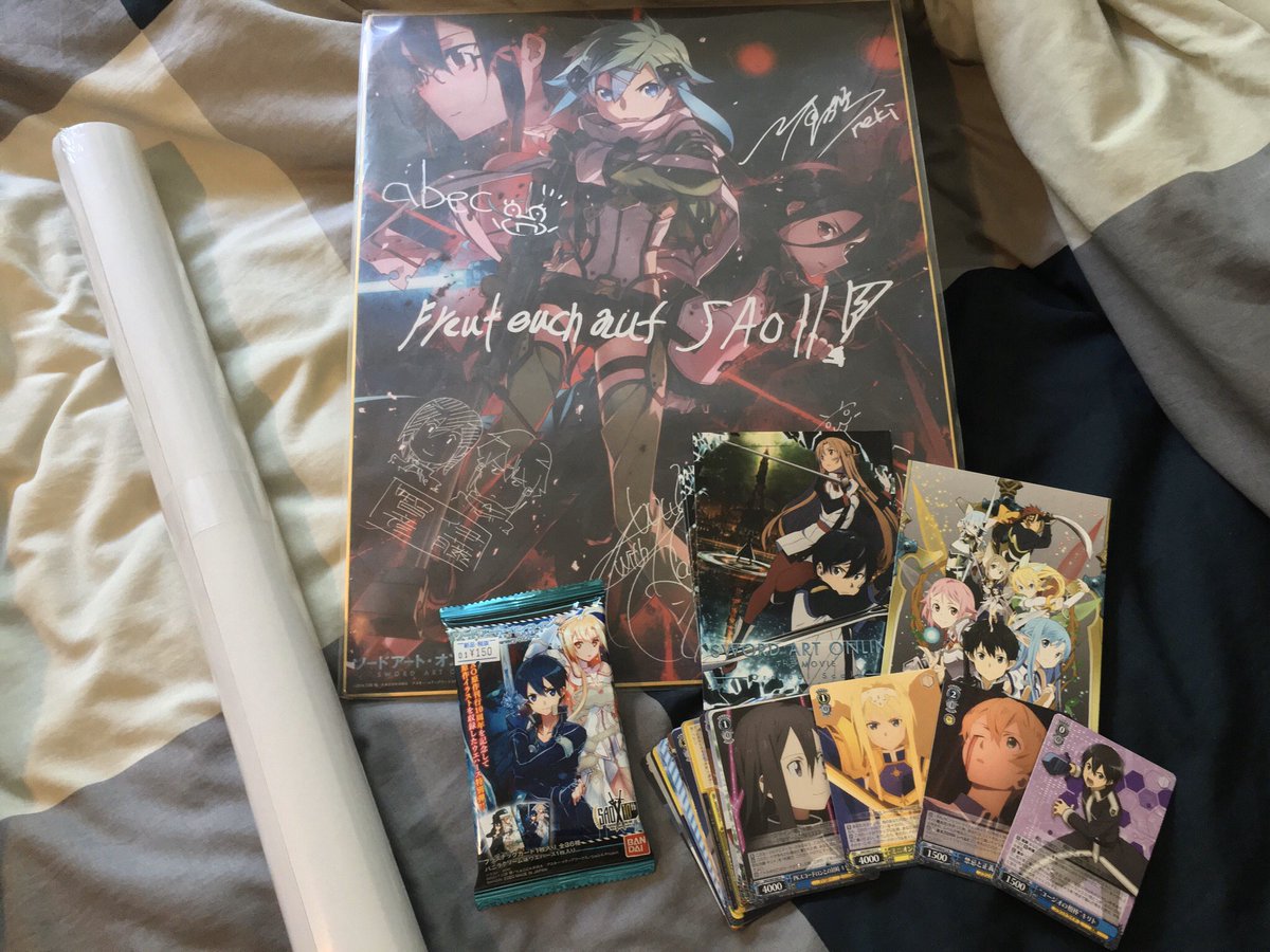Kleines SAO-Give-away! 🎁 Zu ergattern gibt es ein SAOII Shikishi, ein Filmposter von Ordinal Scale, Postkarten, eine Waffel (laut Rückseite noch bis Nov 2020 haltbar!) und boosterfrische #WeißSchwarz-Karten. Wer teilnehmen möchte: Like &amp; RT! Gewinner wird per Zufall ermittelt!